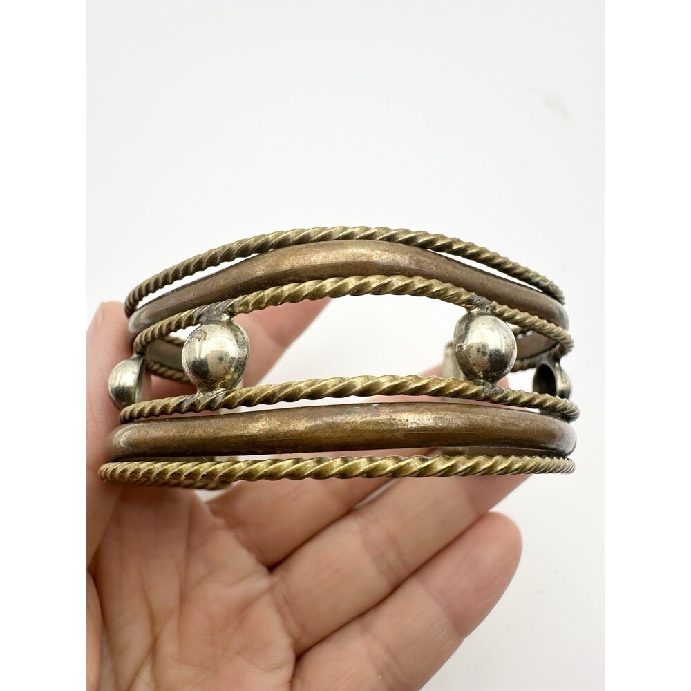 Vintage MEXICO MODERNIST WIDE COPPER CUFF BRACELET